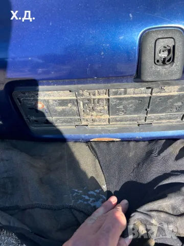 Врата багажник Рено Клио2 , снимка 2 - Части - 49592641