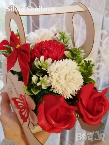 Лебеди със сапунени цветя, снимка 6 - Подаръци за жени - 39594534