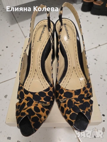 Дамски сандали, снимка 2 - Сандали - 50854012