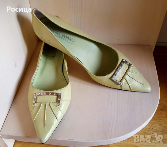 Продавам италиански елегантни обувки Bata, нисък ток, снимка 2 - Дамски елегантни обувки - 41839128