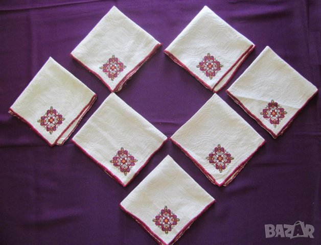 19 век Ръчно Бродирани Салфетки с Фолк Мотиви 7 броя, снимка 8 - Антикварни и старинни предмети - 35399826