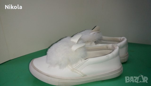 Детски бели спортни обувки Fashion с пухчета и ушички - като зайче, снимка 11 - Детски маратонки - 27332778