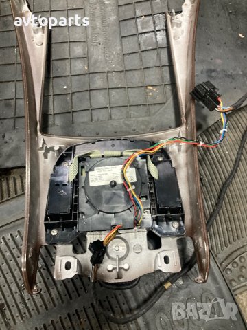 Mercedes w221 face Копчета в подлакътник, снимка 4 - Части - 43105295