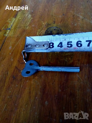 Стар ключ за навиване #2, снимка 3 - Антикварни и старинни предмети - 28082214