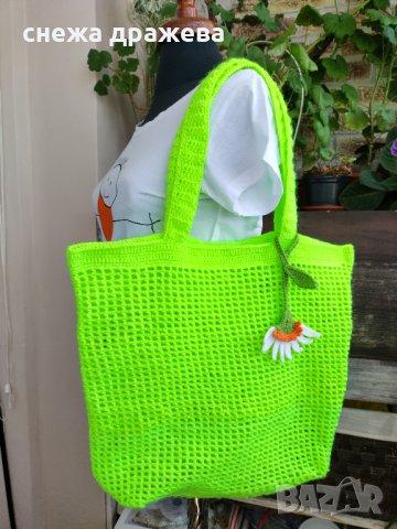 Неонова чанта, снимка 2 - Чанти - 37622646