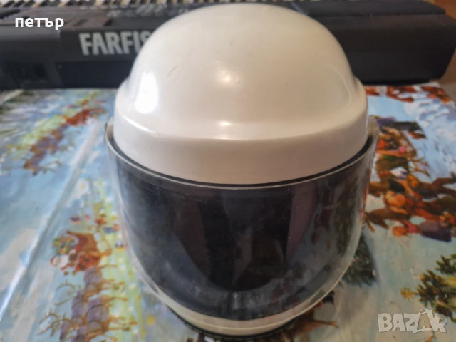 Ретро каска ГДР