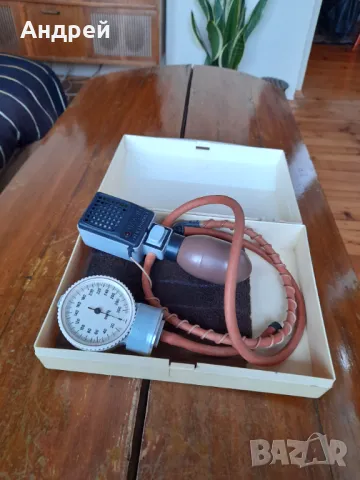 Стар апарат за кръвно налягане Електроника ИАД-1 #2, снимка 2 - Антикварни и старинни предмети - 48482487