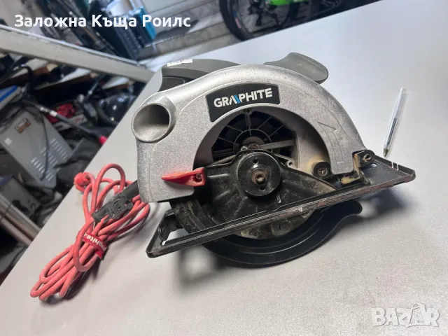 Ръчен циркуляр GRAPHITE 58G488