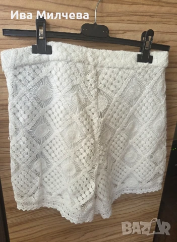 Къси панталонки Guess, снимка 3 - Къси панталони и бермуди - 50587592