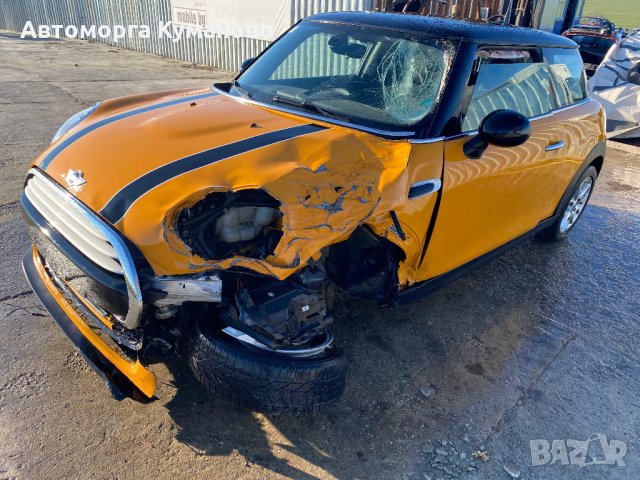 Мини Купър Д 1.5D, F56, 116 кс., автоматик, код на двигател 52318959 / B37 C15A, 52000 км., 2014г., , снимка 2 - Автомобили и джипове - 34918961