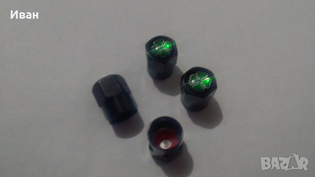 Метални зелени,черни,сиви,червени и сини капачки за вентили винтили зелени четирилистни детелини, снимка 5 - Аксесоари и консумативи - 27685298