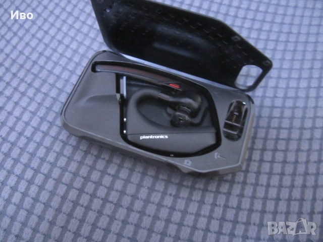 Plantronics Voyager PLT V5200 блутут слушалка хендсфри, снимка 2 - Bluetooth слушалки - 53574180
