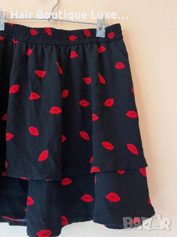 JACOUELINE de YONG Черна пола с червени целувки 💋💋💋, снимка 2 - Поли - 43971578