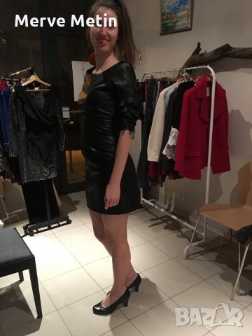 Малка дизайнерска черна кожена рокля внос от Италия 