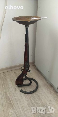 Декоративен пистолет пепелник, снимка 2 - Антикварни и старинни предмети - 43829331
