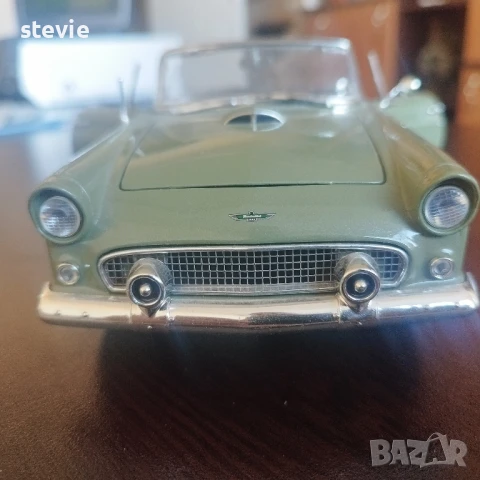 Motor Max 1:18 Ford Thunderdburd