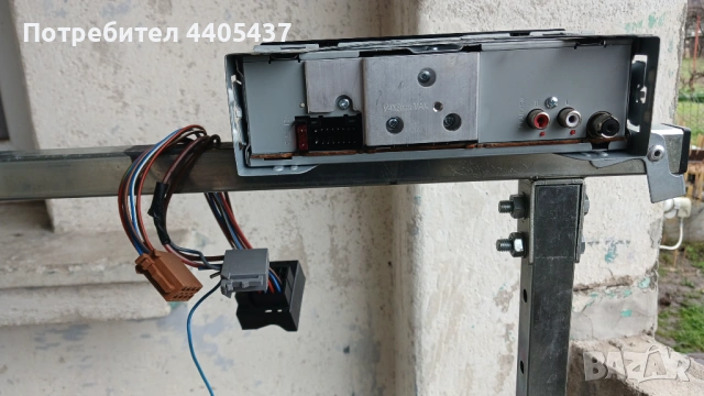 Авто радио и рамка за шкода октавия, снимка 4 - Аксесоари и консумативи - 53536410