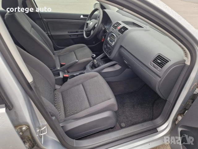 VW GOLF 1.9 TDI, снимка 10 - Автомобили и джипове - 52376200