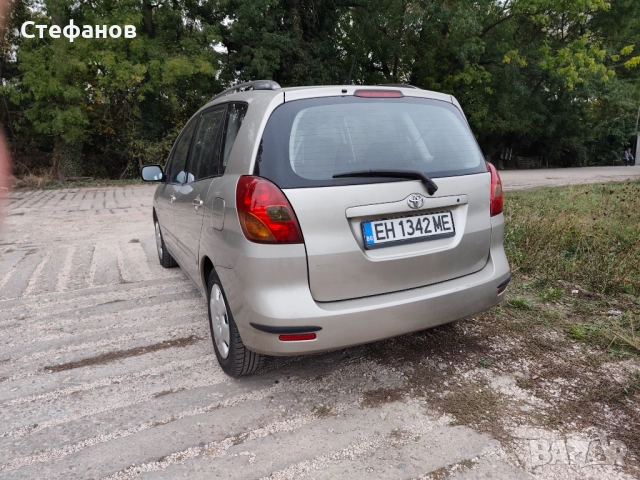 Toyota Corolla Verso , снимка 3 - Автомобили и джипове - 52496324
