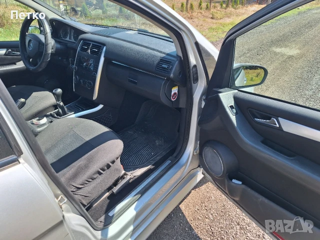 Продава се Мерцедес В 180 CDI 2.0 109 к. с., снимка 6 - Автомобили и джипове - 51128867