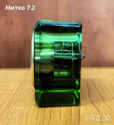 Стар механичен часовник, снимка 2 - Антикварни и старинни предмети - 49894024