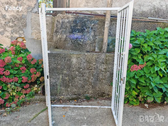 Метална двойна врата, решетка 186/131см, снимка 6 - Огради и мрежи - 47399096