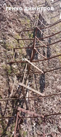 стари сгъваеми железни столове 13 бр, снимка 7 - Антикварни и старинни предмети - 48550996