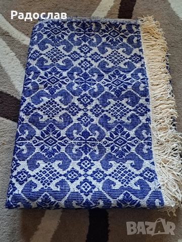 Чисто нови ръчно бродиране карета, вълнени кувертюри и плюшени коьори, снимка 2 - Декорация за дома - 52553142