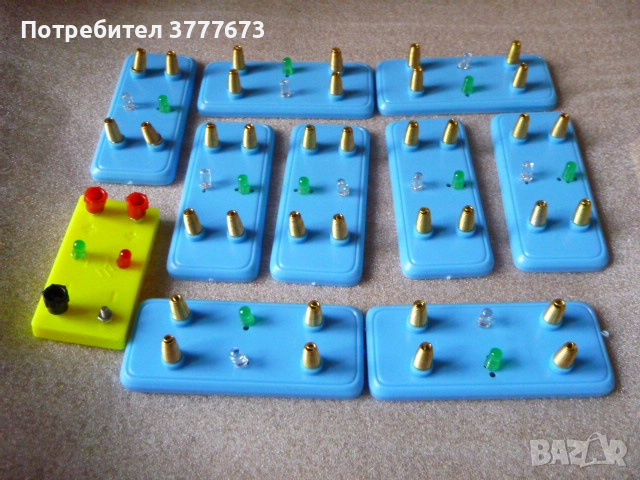 Магнитни колички 8 бр и магнитен индикатор 8 бр., компаси, ключове, снимка 4 - Други игри - 52837971