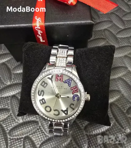 Marc Jacobs дамски часовници , снимка 2 - Дамски - 48236466