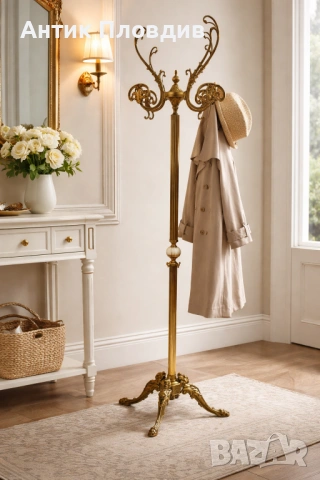 Луксозна стояща закачалка от месинг и оникс