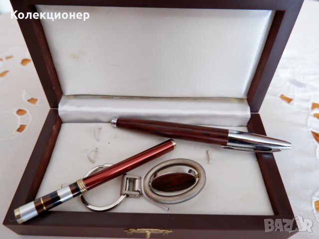 Подаръчен комплект запалка, химикалка, ключодържател,дървена кутия., снимка 3 - Запалки - 32387744