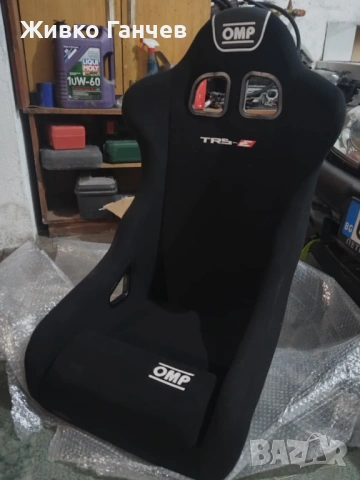 Продавам спортна седалка OMP TRS-E XL с хомологация до 2030г.