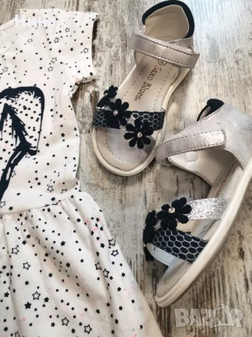 Рокля със зайче 🐰, снимка 3 - Детски рокли и поли - 32234659