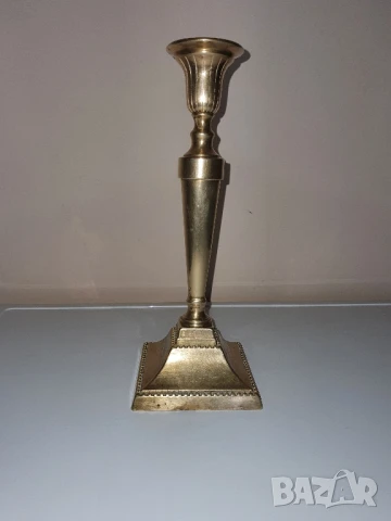 Месингов Свещник