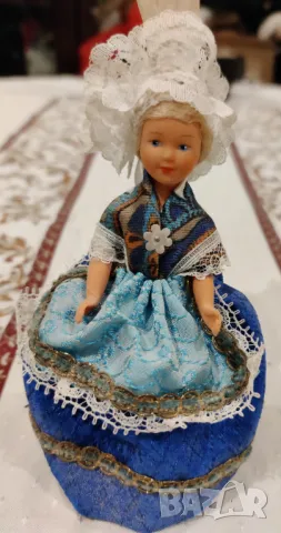 Кукла в национална носия 