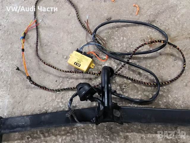 Оригинален теглич за Голф 5 Пасат Туран VW Golf 5 Passat Touran с модул инсталация болтове, снимка 3 - Части - 50450503