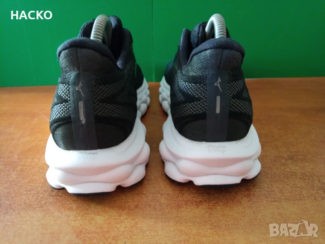 MIZUNO WAVE SKY 8 Номер 42 Стелка 27 см. 100% Оригинални Внос от Англия, снимка 5 - Маратонки - 50849642