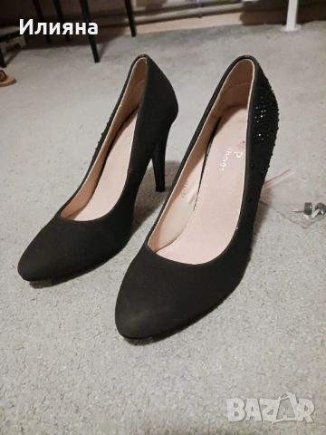 Нови черни токчета 39 номер, снимка 5 - Дамски обувки на ток - 53174070