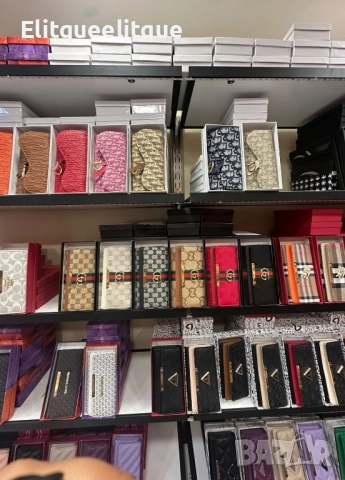 портмонета в кутия Christian Dior Gucci Burberry 