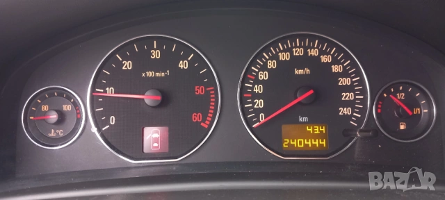 Opel Signum 2.2 dci 125к.с., снимка 5 - Автомобили и джипове - 53009630