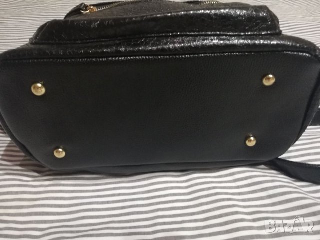 Дамска раница , снимка 3 - Раници - 38187311