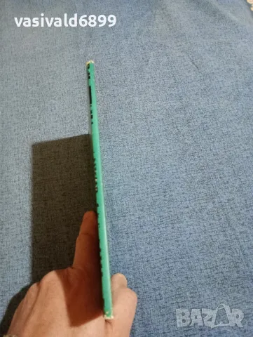 "В кривото огледало на злобата и ненавистта", снимка 2 - Българска литература - 48438745