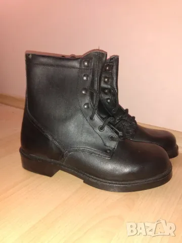 Български кубинки-боти номер 42