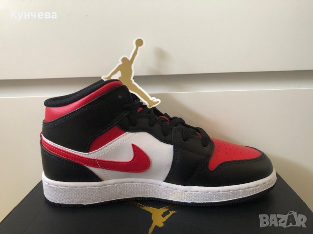 Маратонки оригинални NIKE AIR JORDAN 1 MID BRED TOE WHITE, снимка 4 - Детски маратонки - 43386539