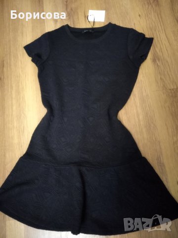 Малка черна рокля, снимка 2 - Рокли - 27022729