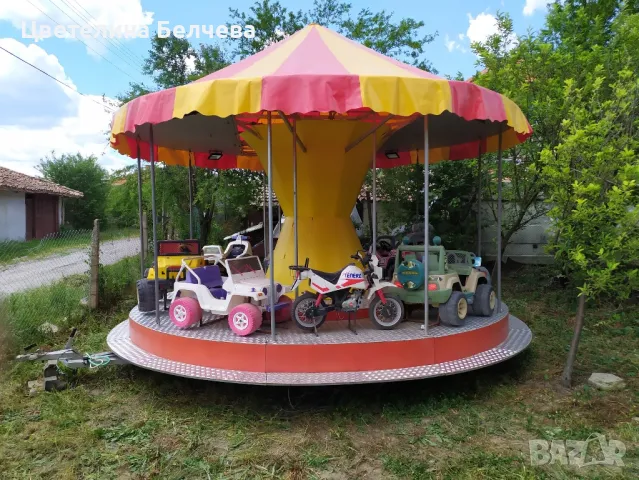 детска въртележка карусел атракцион забава