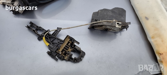 Брава предна дясна врата Bmw 118D E87 - 70лв, снимка 2 - Части - 52468832