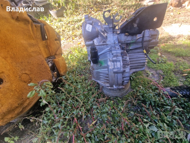 Скорости Киа Джойс 2.0 139 коня , снимка 6 - Части - 52217373