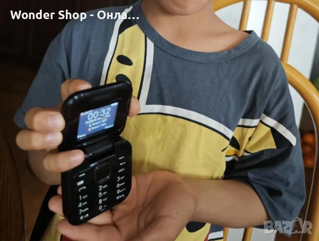 НОВА ЦЕНА:Сгъваем мини смартфон в различни цветове 